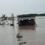 Kades Jagabaya Kec Mekarmukti Garut Impormasikan Dampak Banjir Sungai Cirompang  Terhadap Jembatan Gantung Saparantu Dan Sawah Milik Warga