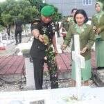 Ziarah Rombongan Peringati HUT Korem 161/Wira Sakti ke-64