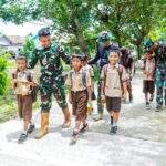 Satgas TMMD ke-123 Kodim 0605/Subang Bercengkrama dan Beri Edukasi kepada Anak-Anak SDN 2 Cilamaya Girang