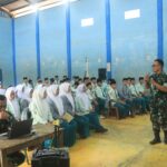 Rangkaian TMMD Ke-128, Danramil 1103 Sucinaraja Berikan Pelatihan Bela Negara Kepada Generasi Muda