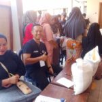 Pemerintah Desa Sancang Salurkan Bantuan Beras dan Minyak untuk 1.645 KPM