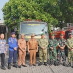 Disdamkarmat Garut Apresiasi Bantuan Mobil Tangki Air TNI untuk Perkuat Respons Kebakaran