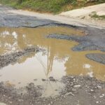 Warga Minta Penambalan Jalan Banjarwangi-Singajaya-Pendeuy Tak Asal-asalan
