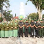 Dandim 0611/Garut Hadiri Upacara Ziarah Peringati HUT ke-64 Korem 062/Tarumanagara di TMP Tenjolaya